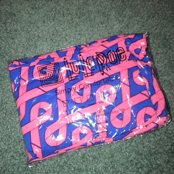 Breast Cancer Awareness Leggings - Picture 2 of 2